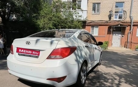 Hyundai Solaris II рестайлинг, 2015 год, 750 000 рублей, 5 фотография