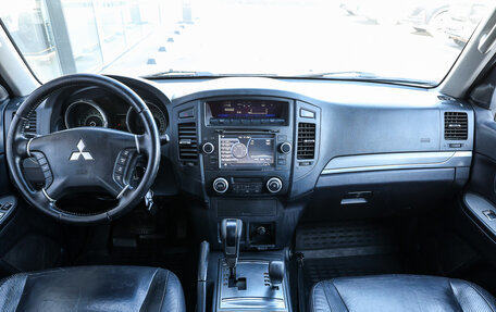 Mitsubishi Pajero IV, 2011 год, 1 698 000 рублей, 13 фотография