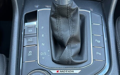 Volkswagen Tiguan II, 2017 год, 2 190 000 рублей, 12 фотография