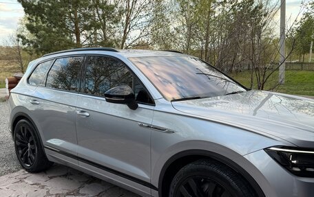 Volkswagen Touareg III, 2020 год, 4 650 000 рублей, 4 фотография