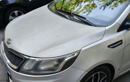 KIA Rio III рестайлинг, 2014 год, 1 000 000 рублей, 2 фотография