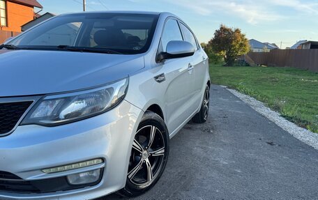 KIA Rio III рестайлинг, 2015 год, 840 000 рублей, 4 фотография