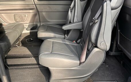 Mercedes-Benz V-Класс, 2021 год, 6 000 000 рублей, 11 фотография