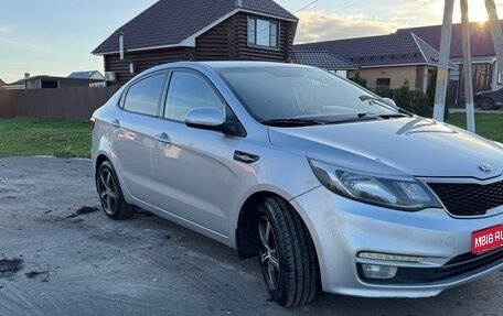 KIA Rio III рестайлинг, 2015 год, 840 000 рублей, 5 фотография