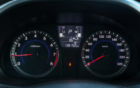 Hyundai Solaris II рестайлинг, 2015 год, 998 000 рублей, 12 фотография
