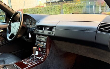 Mercedes-Benz SL-Класс, 1996 год, 6 000 000 рублей, 29 фотография