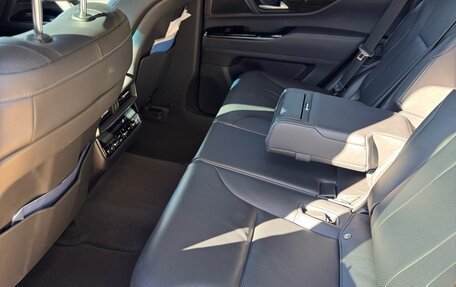 Lexus LX, 2022 год, 14 700 000 рублей, 7 фотография