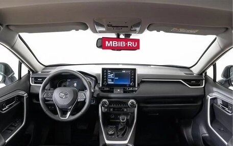 Toyota RAV4, 2022 год, 3 500 000 рублей, 7 фотография