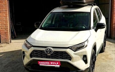 Toyota RAV4, 2022 год, 3 500 000 рублей, 9 фотография