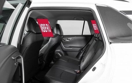 Toyota RAV4, 2022 год, 3 500 000 рублей, 5 фотография