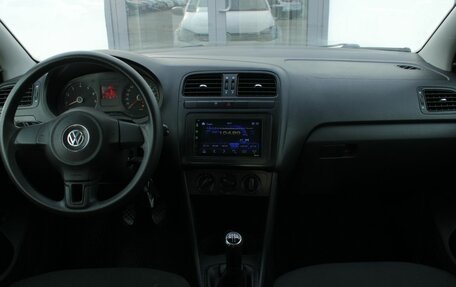 Volkswagen Polo VI (EU Market), 2011 год, 380 000 рублей, 15 фотография