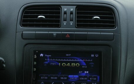 Volkswagen Polo VI (EU Market), 2011 год, 380 000 рублей, 17 фотография