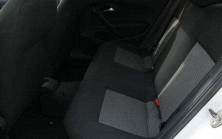 Volkswagen Polo VI (EU Market), 2011 год, 380 000 рублей, 20 фотография