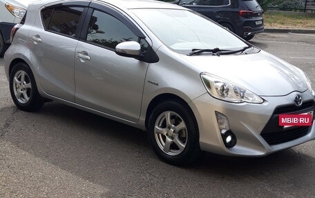Toyota Aqua I, 2017 год, 1 030 000 рублей, 3 фотография