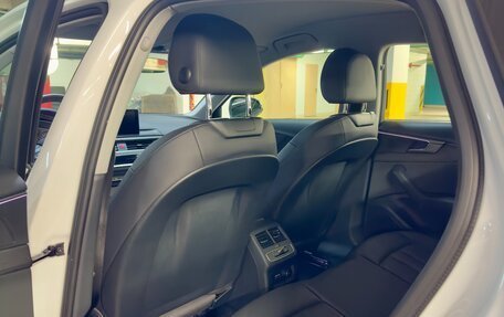 Audi A4, 2019 год, 3 500 000 рублей, 4 фотография