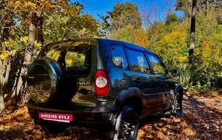 Chevrolet Niva I рестайлинг, 2015 год, 565 000 рублей, 5 фотография