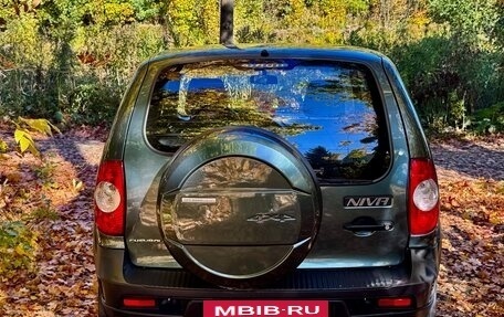 Chevrolet Niva I рестайлинг, 2015 год, 565 000 рублей, 6 фотография