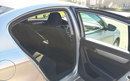 Volkswagen Passat B7, 2011 год, 800 000 рублей, 9 фотография