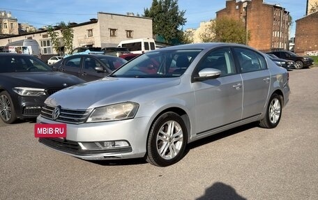 Volkswagen Passat B7, 2011 год, 800 000 рублей, 2 фотография