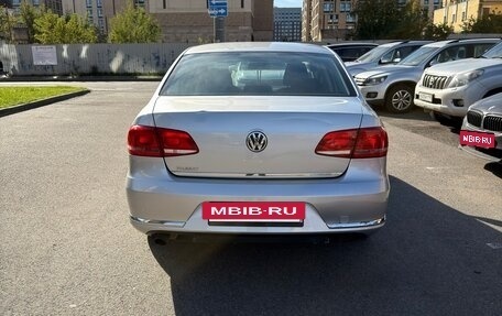 Volkswagen Passat B7, 2011 год, 800 000 рублей, 5 фотография