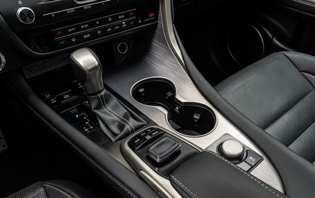 Lexus RX IV рестайлинг, 2018 год, 4 080 000 рублей, 13 фотография