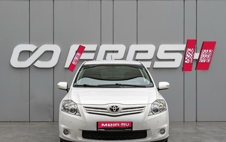Toyota Auris II, 2011 год, 1 090 000 рублей, 3 фотография