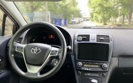 Toyota Avensis III рестайлинг, 2011 год, 1 080 000 рублей, 9 фотография