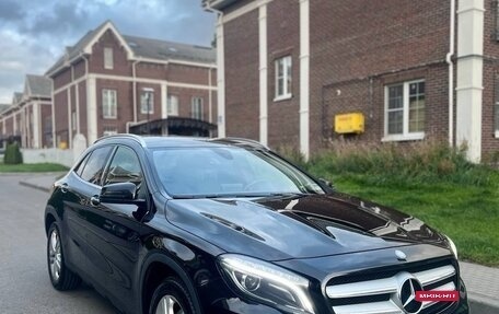 Mercedes-Benz GLA, 2015 год, 1 850 000 рублей, 11 фотография