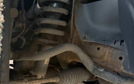Toyota Land Cruiser Prado 150 рестайлинг 2, 2014 год, 3 000 000 рублей, 25 фотография