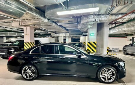 Mercedes-Benz E-Класс, 2019 год, 4 100 000 рублей, 3 фотография
