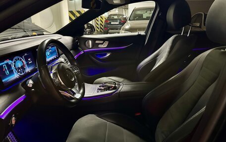 Mercedes-Benz E-Класс, 2019 год, 4 100 000 рублей, 11 фотография