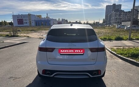 Jaguar E-Pace, 2017 год, 3 000 000 рублей, 6 фотография