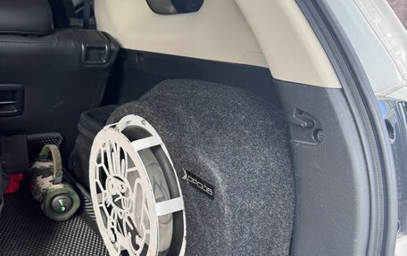 Mitsubishi Outlander III рестайлинг 3, 2019 год, 1 800 000 рублей, 8 фотография