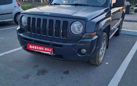 Jeep Liberty (Patriot), 2007 год, 870 000 рублей, 2 фотография