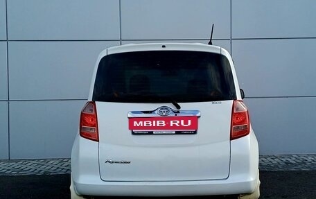 Toyota Ractis I, 2007 год, 600 000 рублей, 6 фотография