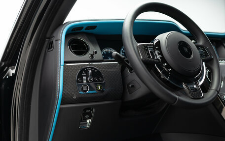 Rolls-Royce Cullinan, 2024 год, 39 490 000 рублей, 14 фотография