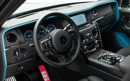 Rolls-Royce Cullinan, 2024 год, 39 490 000 рублей, 10 фотография