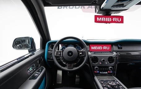 Rolls-Royce Cullinan, 2024 год, 39 490 000 рублей, 13 фотография