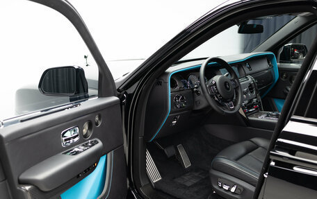 Rolls-Royce Cullinan, 2024 год, 39 490 000 рублей, 7 фотография