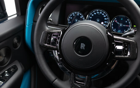 Rolls-Royce Cullinan, 2024 год, 39 490 000 рублей, 17 фотография