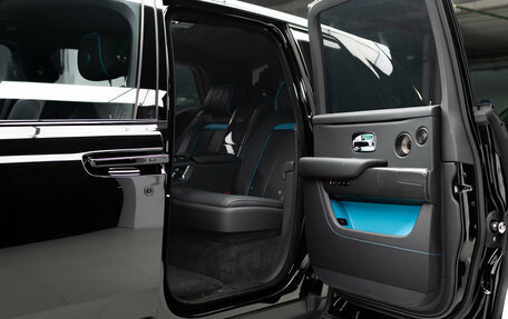 Rolls-Royce Cullinan, 2024 год, 39 490 000 рублей, 23 фотография