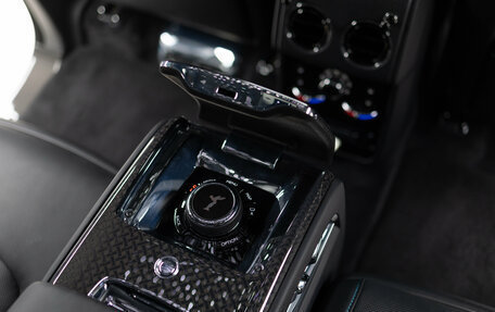 Rolls-Royce Cullinan, 2024 год, 39 490 000 рублей, 30 фотография