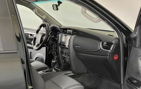 Toyota Fortuner II, 2021 год, 4 100 000 рублей, 9 фотография