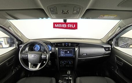 Toyota Fortuner II, 2021 год, 4 100 000 рублей, 10 фотография