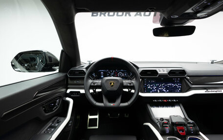 Lamborghini Urus I, 2025 год, 35 890 000 рублей, 15 фотография