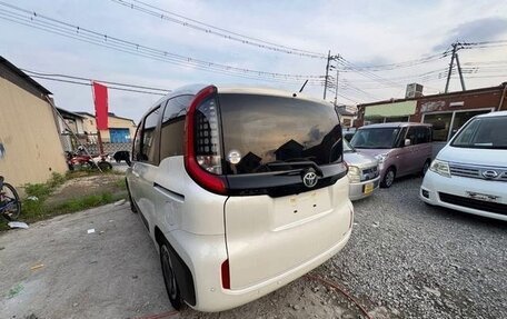 Toyota Sienta, 2023 год, 1 432 000 рублей, 14 фотография