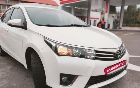 Toyota Corolla, 2013 год, 1 300 000 рублей, 7 фотография