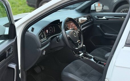 Volkswagen T-Roc I, 2020 год, 2 350 000 рублей, 7 фотография