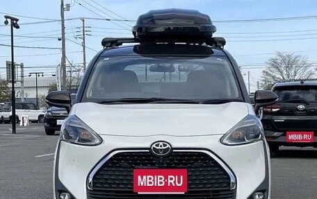 Toyota Sienta II, 2021 год, 1 241 000 рублей, 2 фотография