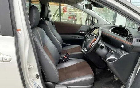 Toyota Sienta II, 2021 год, 1 241 000 рублей, 19 фотография